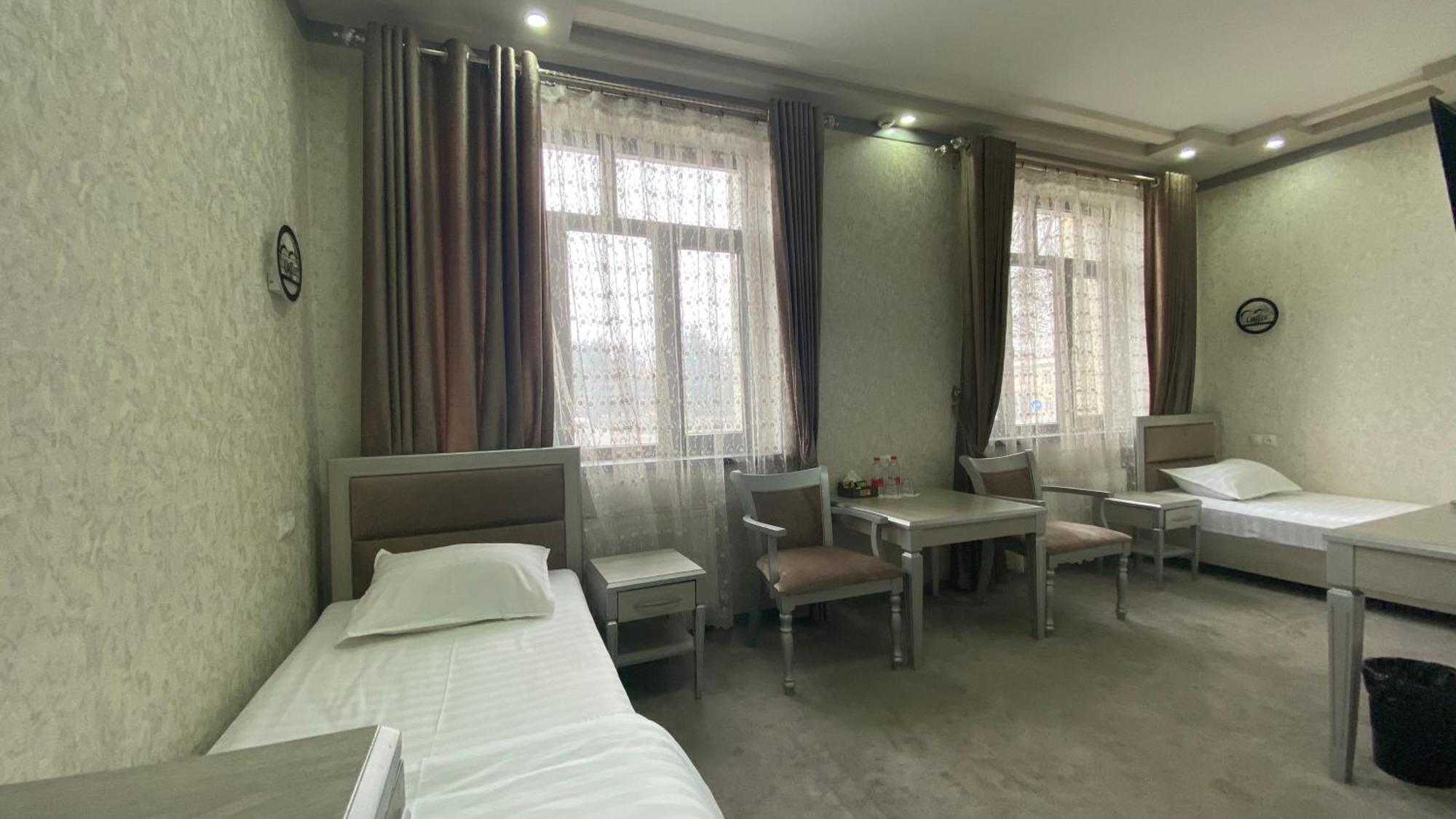 Diyor Hotel Marghilon Kültér fotó