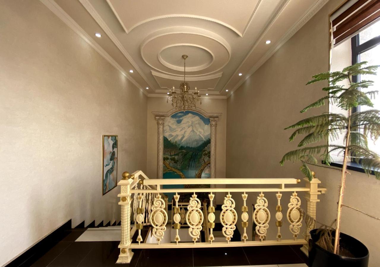 Diyor Hotel Marghilon Kültér fotó