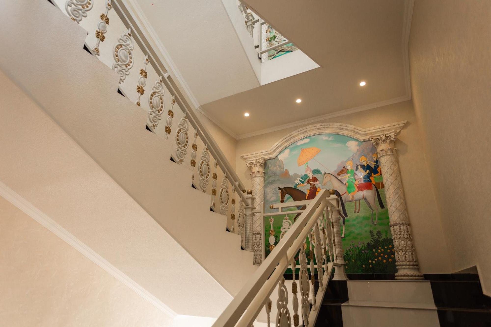 Diyor Hotel Marghilon Kültér fotó
