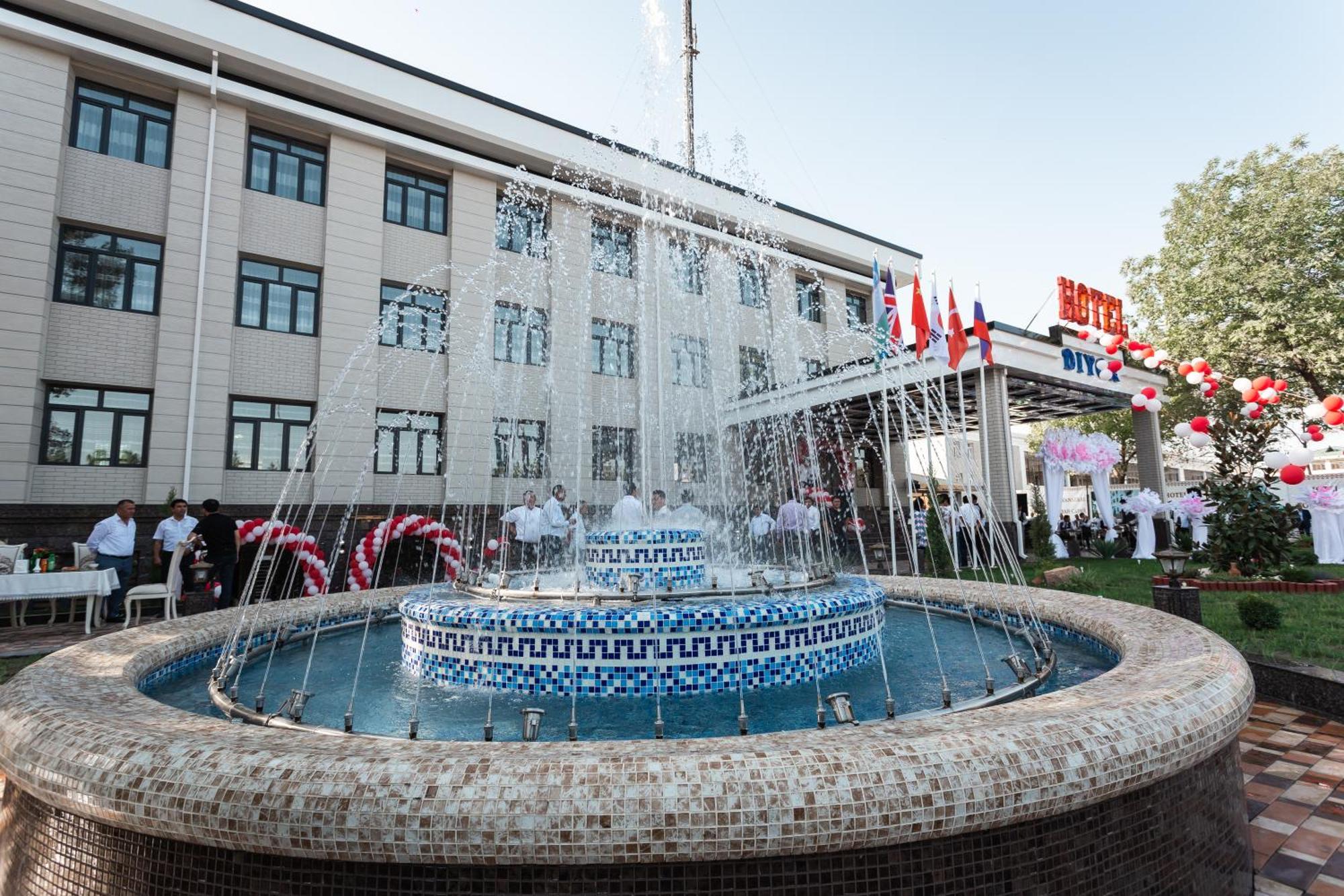 Diyor Hotel Marghilon Kültér fotó
